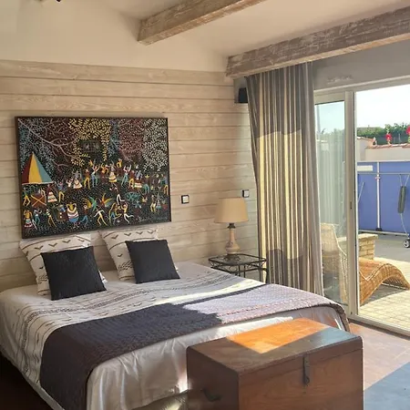 Des Palmiers Villa *